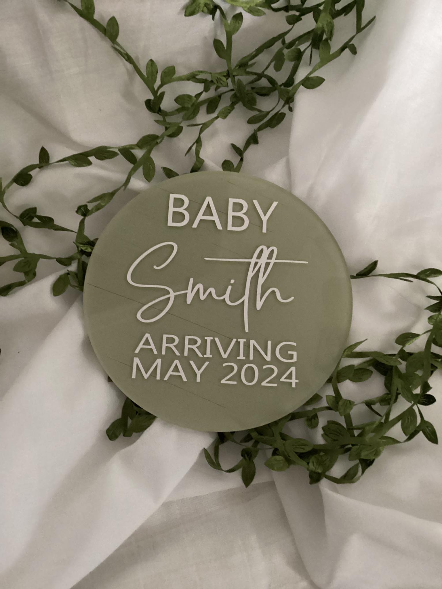 Acrylic Pregnancy Annoucement Round Ful...